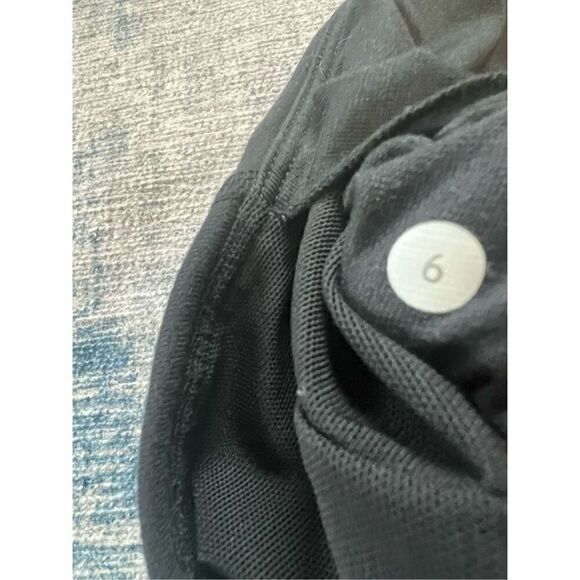 Lululemon Black Bulerias Athletic Tank Top Size 6 - Picture 7 of 7